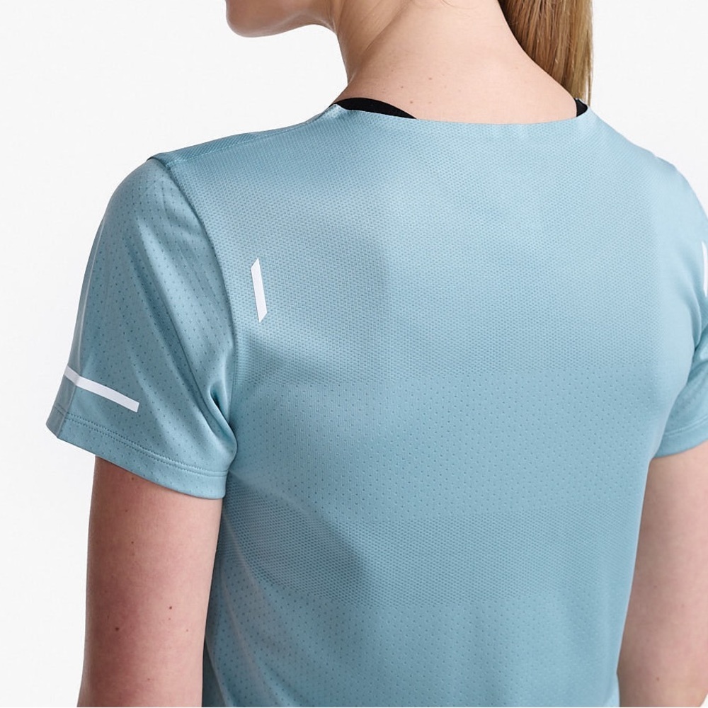 2XU Women’s Light Speed Tech Short Sleeve T-Shirt in Sky Blue size XL - Picture 5 of 12